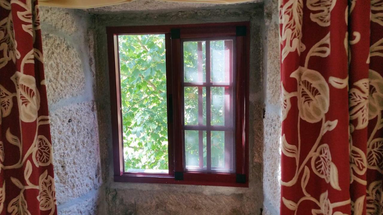 Вилла A Casa Do Buxo Ногейра-де-Рамуин Экстерьер фото