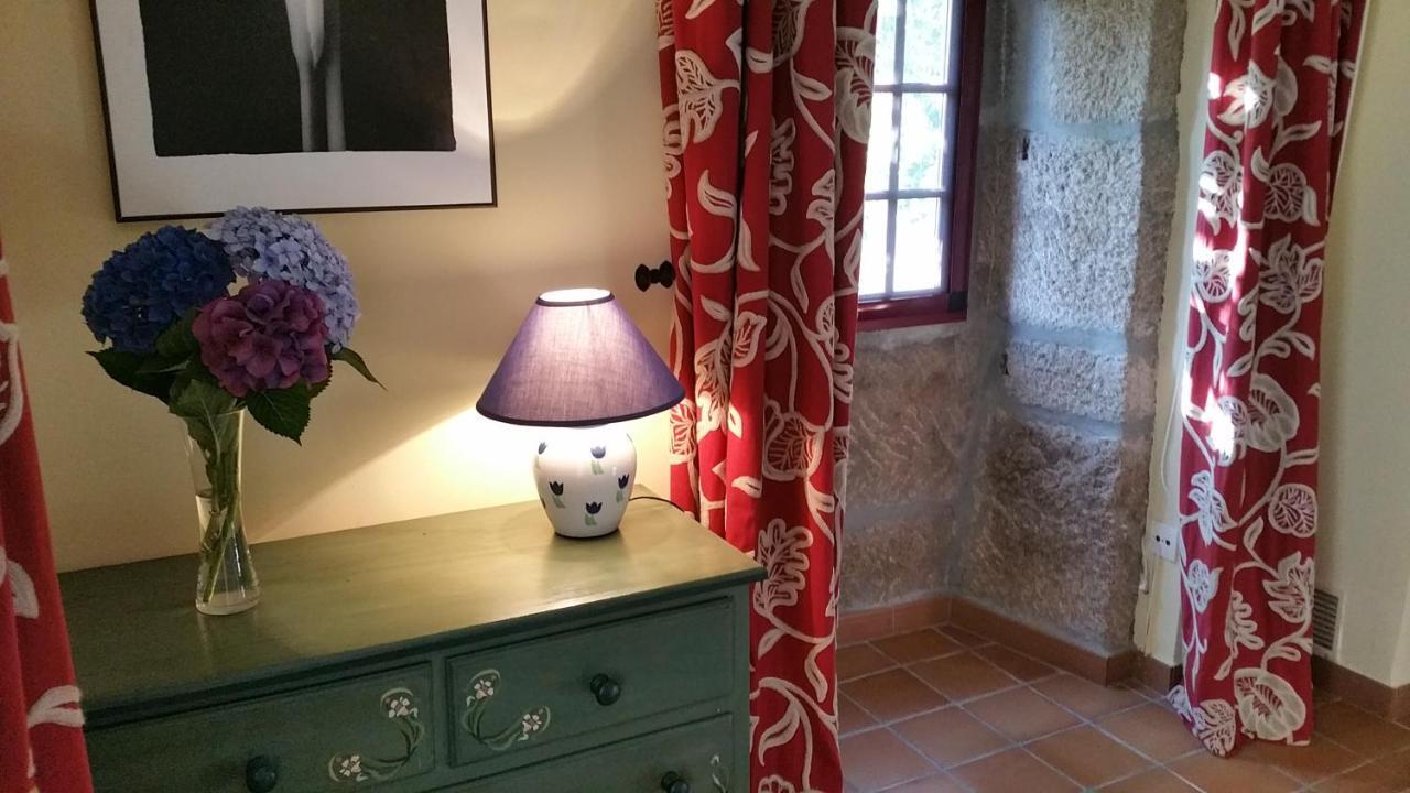 Вилла A Casa Do Buxo Ногейра-де-Рамуин Экстерьер фото